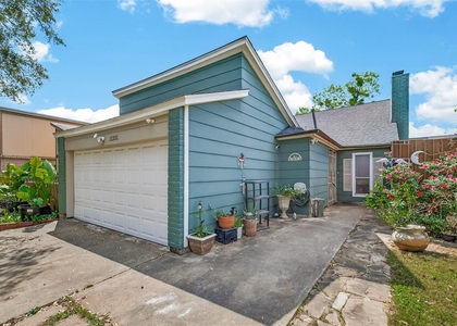 11331 Oakcenter Drive - Photo 1