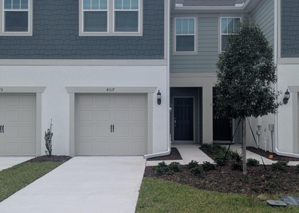 4317 Jetty Lane Ne - Photo 1