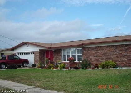 1660 Neptune Drive - Photo 1