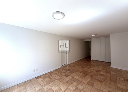 East 36th Street - Photo 1