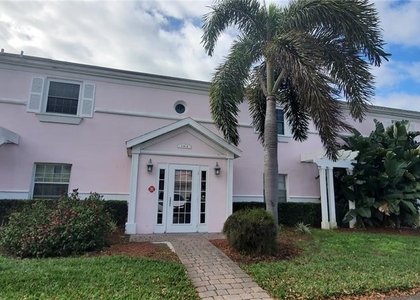 184 Pompano Drive Se - Photo 1