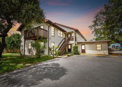 8423 Seminole Blvd - Photo 1