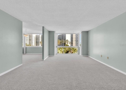 660 Island Way - Photo 1