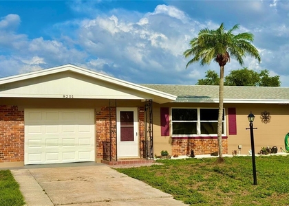 8201 120th Street - Photo 1