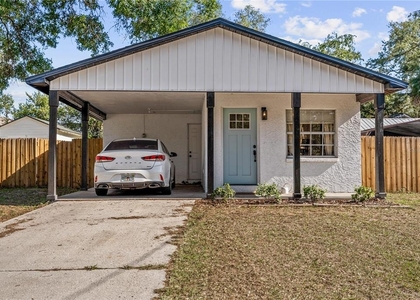112 W Stanley Street - Photo 1