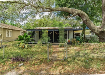 10704 N Annette Avenue - Photo 1