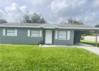 1509 Phyllis Street - Photo 1