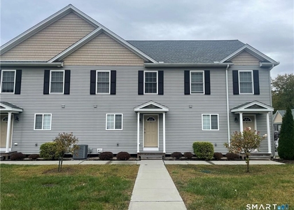 380 King Street - Photo 1