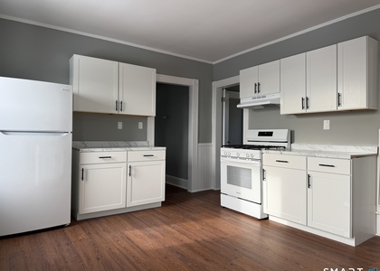 130 West Avenue - Photo 1