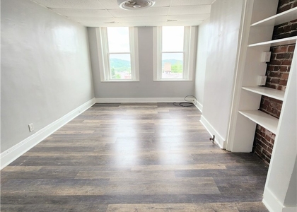 3208 Brereton St - Photo 1