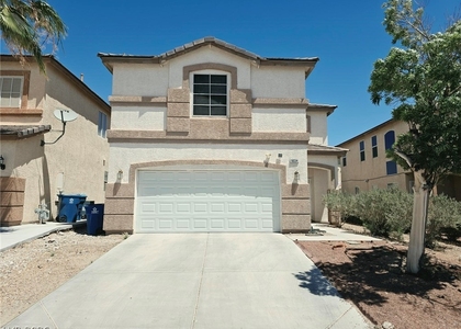 9034 Rochelle Avenue - Photo 1