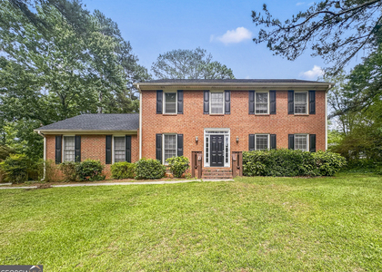 561 Chatham Trail - Photo 1