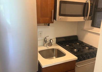 East 85th Street - Photo 1