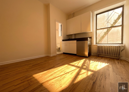 West 72 Street - Photo 1
