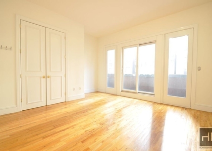 East 57th Street - Photo 1