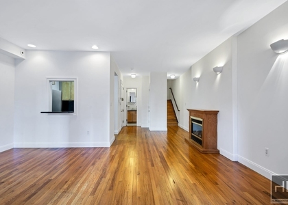 West 54th Street - Photo 1