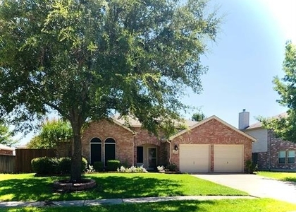 105 Fieldwood Court - Photo 1