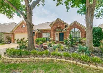 104 Dorsett Drive - Photo 1