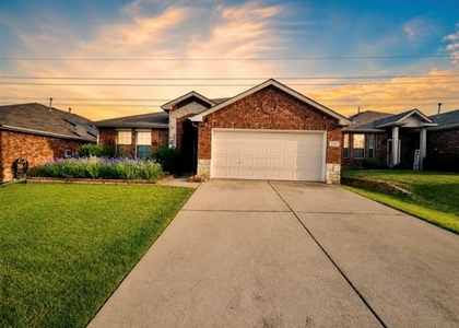 717 Kentucky Derby Lane - Photo 1