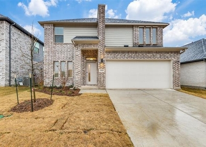 2544 Rambling Road - Photo 1