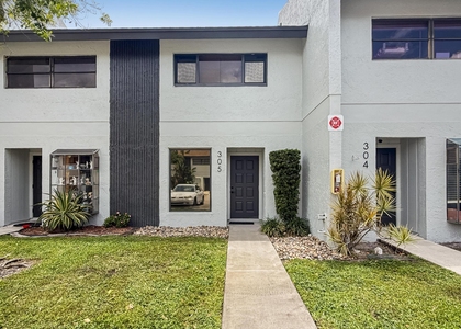 2700 S Oakland Forest Drive - Photo 1