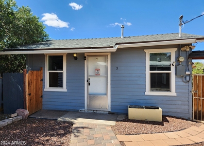 9028 N 11th Street - Photo 1