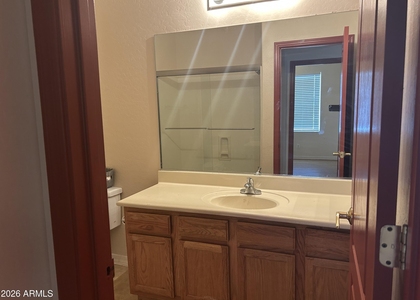 105 N Warren Street - Photo 1