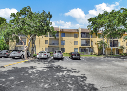 450 Nw 20th Street - Photo 1