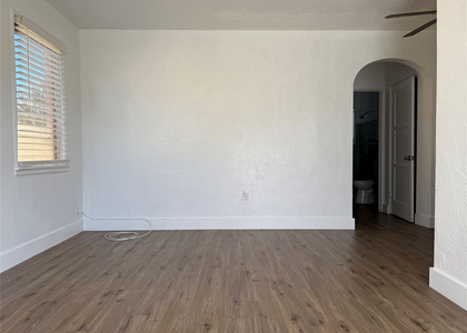 1739 Moffett Street - Photo 1