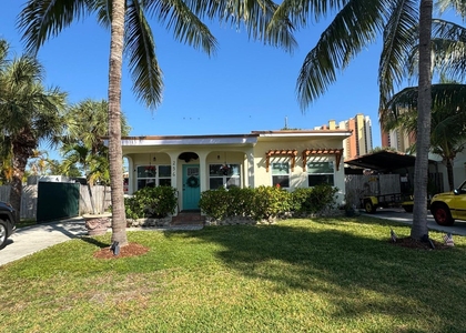 256 E 24th Street - Photo 1