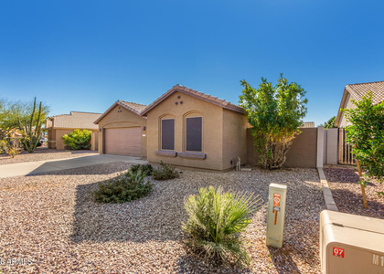 15943 W Central Street - Photo 1