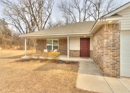 823 Highgarden Circle - Photo 1