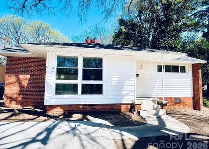 541 E Woodlawn Road - Photo 1