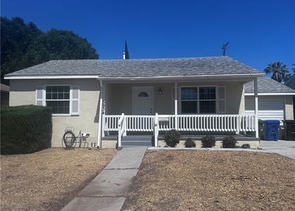 5934 White Oak - Photo 1