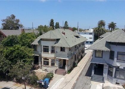 1021 W 25th Street - Photo 1