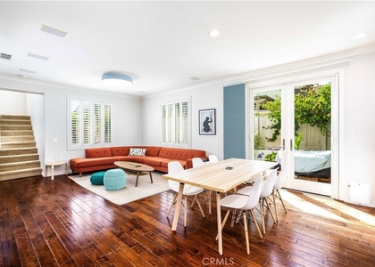 107 Waterman - Photo 1