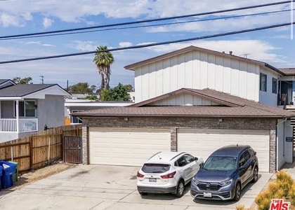 1601 Torrance Boulevard - Photo 1