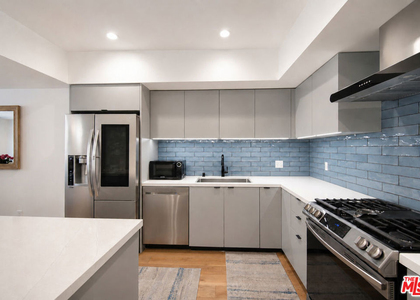 1515 S Holt Avenue - Photo 1