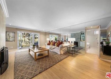 2345 Roscomare Road - Photo 1