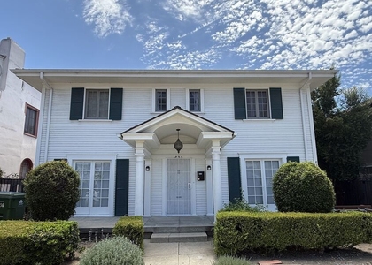 830 S Norton Avenue - Photo 1