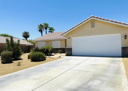 78780 Birchcrest Circle - Photo 1