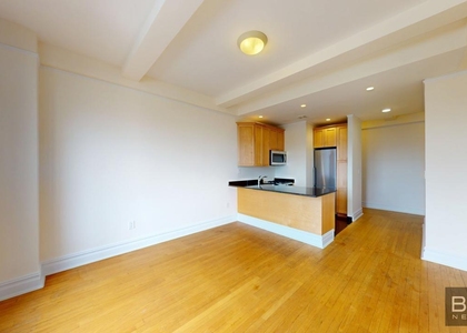 Second Avenue - Photo 1
