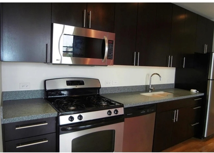 999 Willoughby Ave - Photo 1