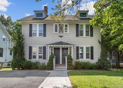 13-15 Cherry Avenue - Photo 1