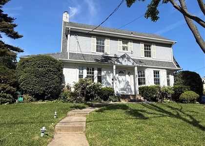 10 Forest Row - Photo 1