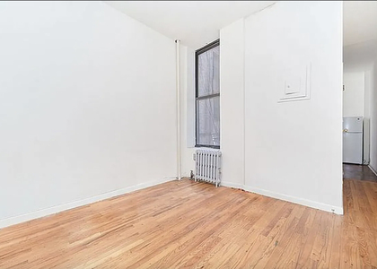 230 E 25th Street - Photo 1