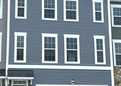 93 Stafford Pl - Photo 1