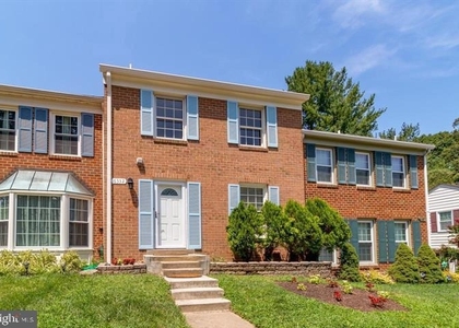 6332 Teakwood Court - Photo 1