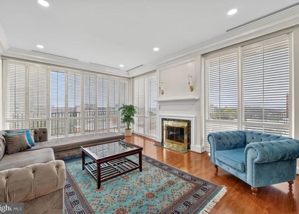 1300 Army Navy Drive - Photo 1