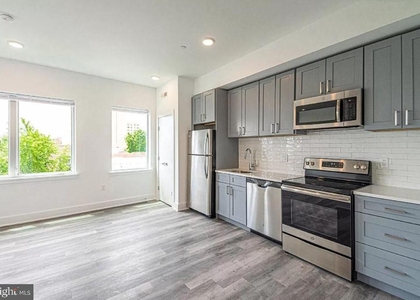 1524 South Street - Photo 1